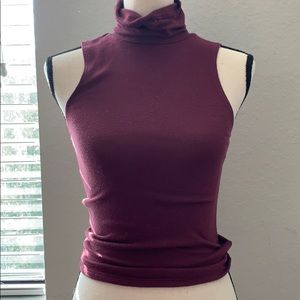 Women’s American Eagle Sleeveless Turtleneck